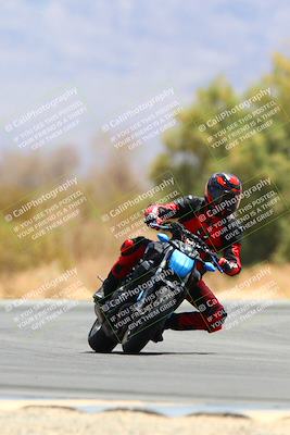 media/May-15-2022-SoCal Trackdays (Sun) [[33a09aef31]]/Turn 7 (1145am)/